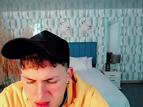 Axel savage online show from November 9, 12:03 pm