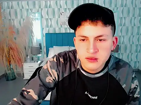 Axel savage online show from November 10, 12:04 pm