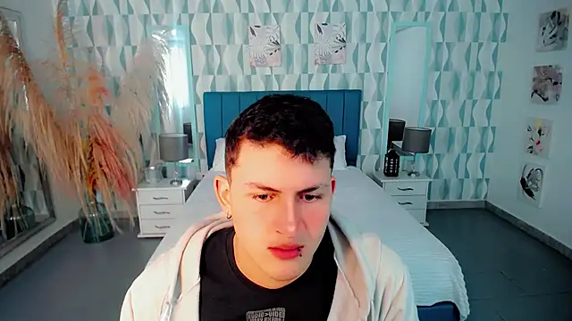 Axel savage online show from November 11, 2:11 am