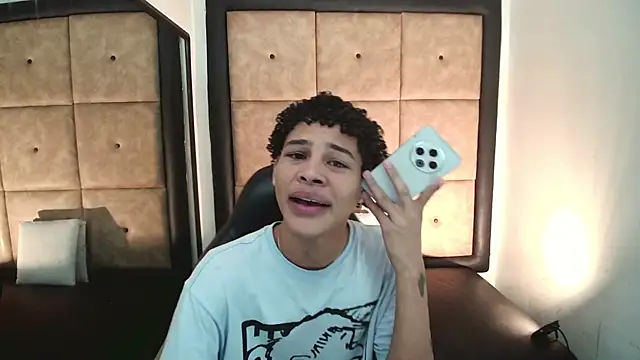 BrindyMichell online show from October 17, 6:54 pm