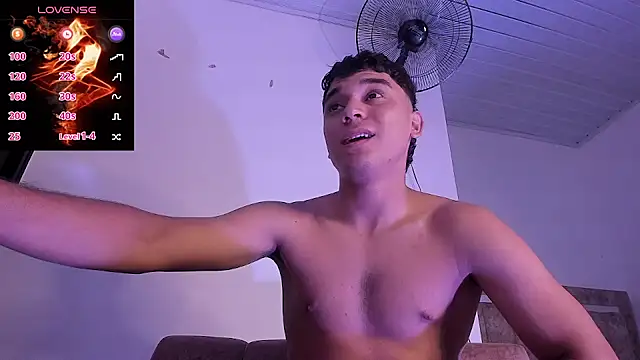 Austin Cardieff  online show from October 14, 8:53 pm