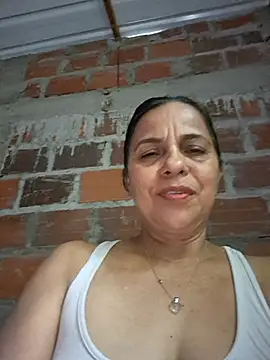 Snapshot of Lucerito-Hot chatting on November 20, 11:43 am Lucerito-Hot online show from November 20, 11:43 am
