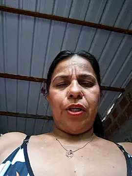 Snapshot of Lucerito-Hot chatting on November 22, 11:42 am Lucerito-Hot online show from November 22, 11:42 am