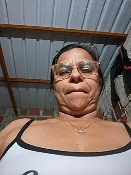 Snapshot of Lucerito-Hot chatting on January 8, 2:03 am Lucerito-Hot online show from January 8, 2:03 am