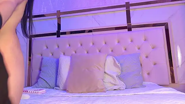 Cameron Hearts online show from March 30, 12:17 pm