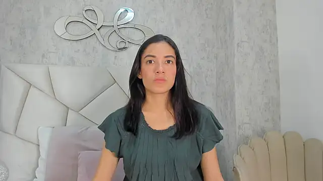 Skylerwhite02 online show from November 8, 7:45 pm