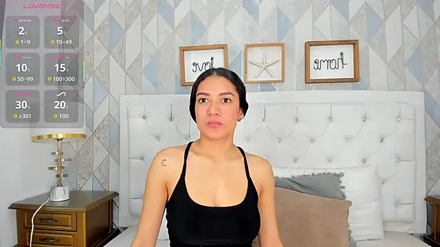 Skylerwhite02 online show from January 5, 8:01 pm