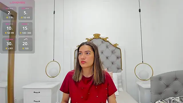 Skylerwhite02 online show from April 13, 3:34 am