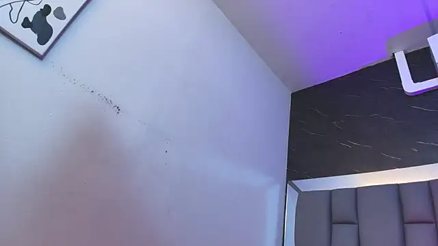 kissme luna online show from October 6, 7:22 pm