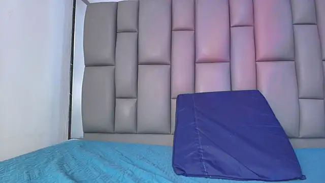 kissme luna online show from November 19, 7:03 pm