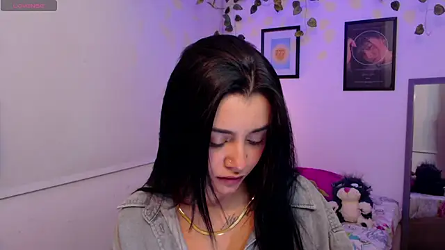 MarilynWhite  online show from October 13, 7:41 am