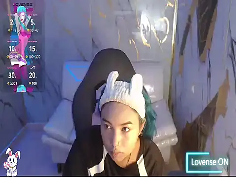Snapshot of Noa_sexy23 chatting on October 14, 1:56 pm Noa sexy23 online show from October 14, 1:56 pm