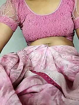 Snapshot of Aasha_devi05 chatting on October 18, 3:24 pm Aasha devi05 online show from October 18, 3:24 pm