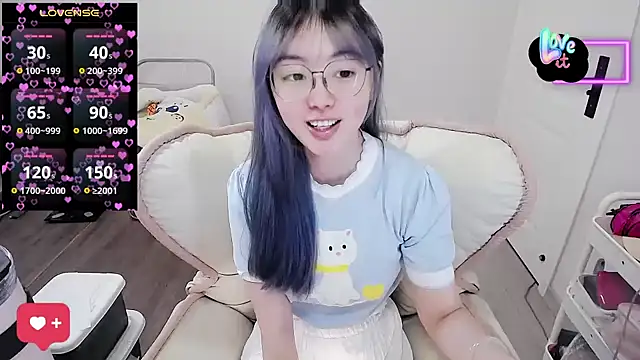 baby-yaya20 online show from December 18, 7:03 am