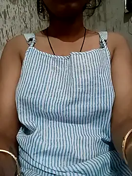 Cute Aaisha online show from October 3, 4:09 am