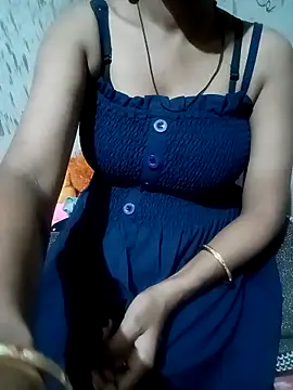 Cute Aaisha online show from October 5, 6:06 pm