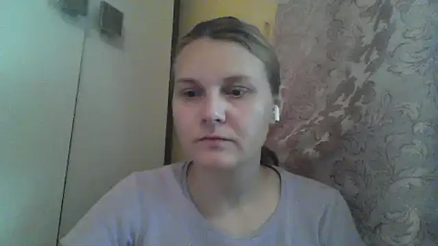 Snapshot of Elvanii chatting on June 10, 7:07 am Elvanii online show from June 10, 7:07 am