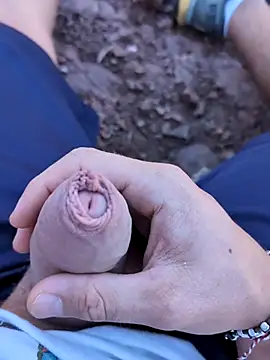 Snapshot of Fede_rico_000 chatting on October 21, 9:43 am Fede rico 000 online show from October 21, 9:43 am