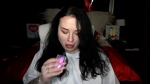 Snapshot of SerahMirabeli chatting on February 15, 8:16 pm SerahMirabeli online show from February 15, 8:16 pm