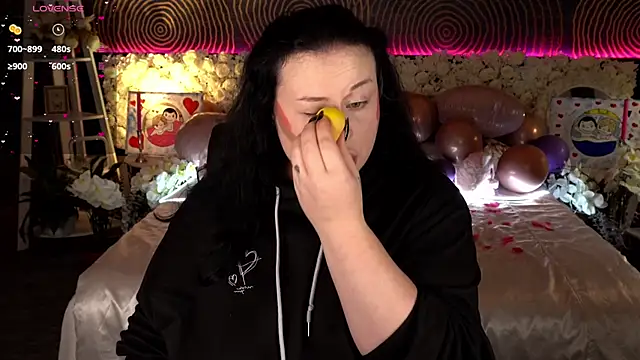 Snapshot of SerahMirabeli chatting on March 3, 7:53 pm SerahMirabeli online show from March 3, 7:53 pm