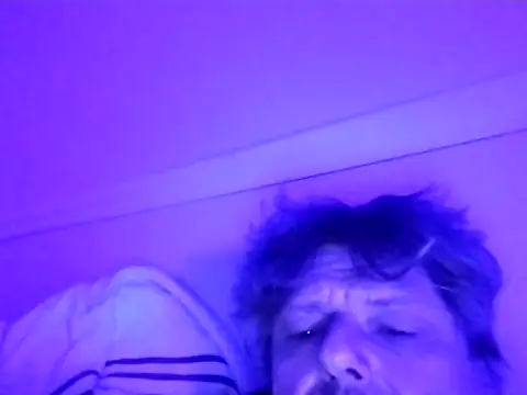 Snapshot of WiltedYeller chatting on March 25, 6:08 am WiltedYeller online show from March 25, 6:08 am