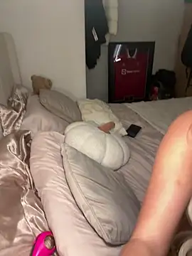 BlondeBetty online show from March 6, 7:54 pm