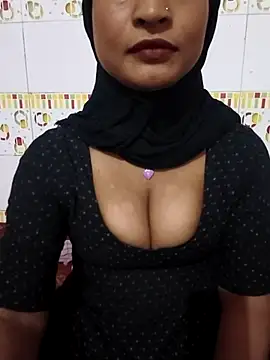 Snapshot of Itz_Mayra_ chatting on November 25, 8:47 am Itz Mayra online show from November 25, 8:47 am