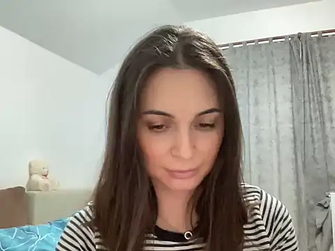 lannaah  online show from October 8, 11:19 am