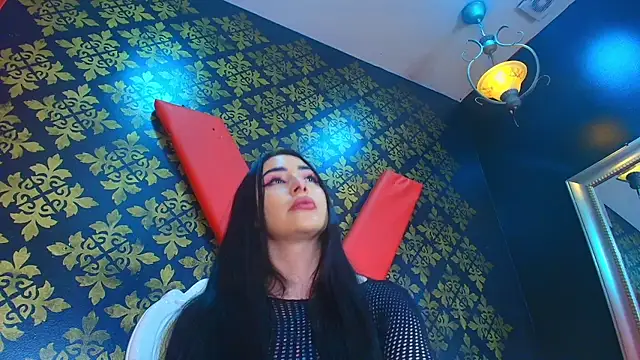 elinne hendrix  online show from October 20, 12:49 pm