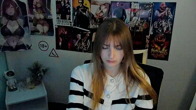 Snapshot of NeyliDream chatting on October 17, 6:05 am NeyliDream online show from October 17, 6:05 am