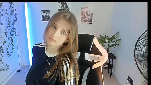 NeyliDream online show from July 29, 1:09 pm