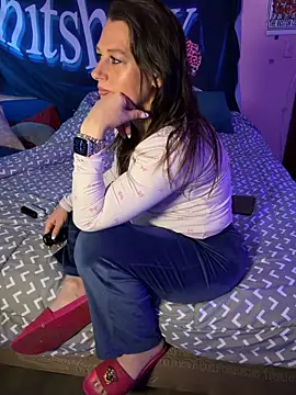 shortywidaphatty online show from November 1, 12:18 pm