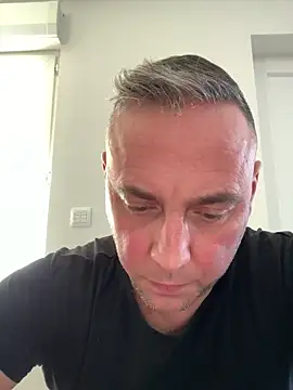 Marronglace1 online show from February 6, 12:19 pm