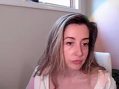 SuggestiveBehavior online show from September 29, 4:34 pm