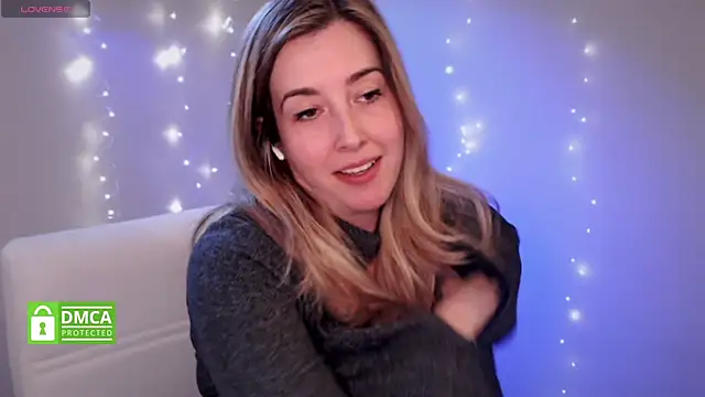 SuggestiveBehavior online show from December 2, 4:13 pm