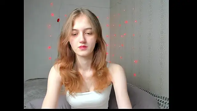 Snapshot of dreamy_pollyyy chatting on May 16, 7:34 pm dreamy pollyyy online show from May 16, 7:34 pm