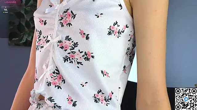 Succubelle online show from October 19, 6:03 am