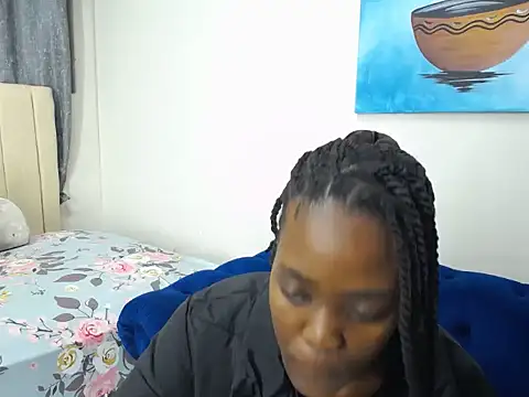 PetiteBody online show from September 25, 5:27 pm
