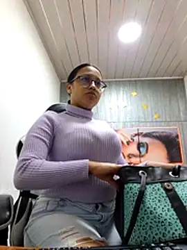 susan mooree online show from January 5, 7:17 pm