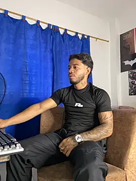 DavideVentura  online show from October 1, 4:57 pm
