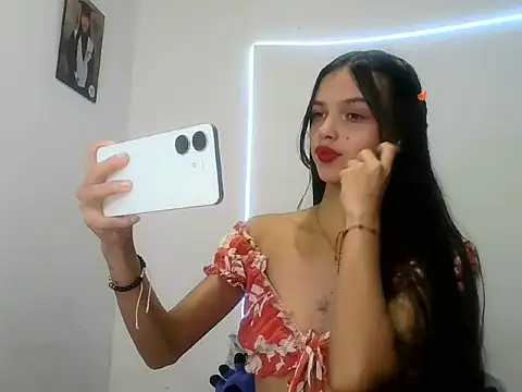 lucy babyy online show from November 4, 7:46 pm