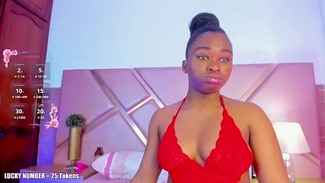 SophieSinclair online show from October 7, 12:35 pm