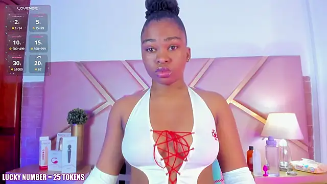 SophieSinclair online show from November 18, 12:53 pm