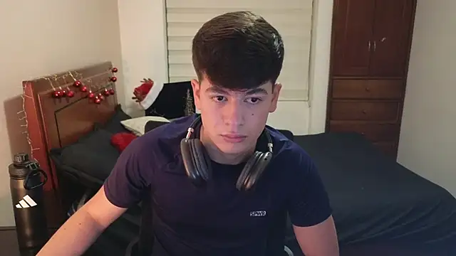 tightncuteass online show from November 24, 11:48 pm