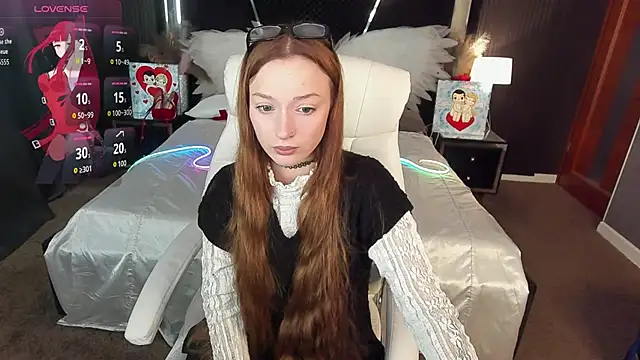 FoxyMayy online show from March 13, 6:53 am