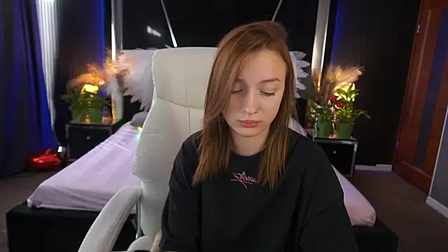 FoxyMayy online show from June 3, 2:33 pm