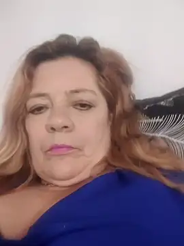 Casandra Cruz online show from October 1, 12:05 am