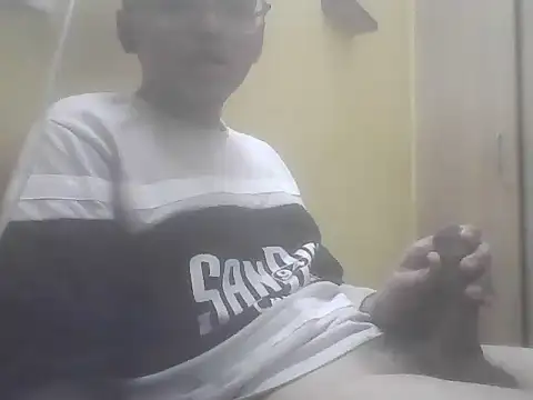 slavedog1107 online show from February 12, 2:01 pm