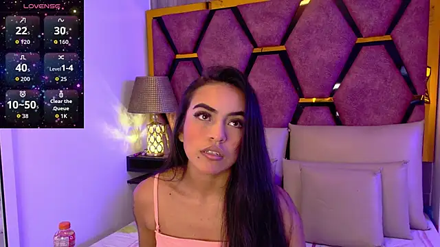 Leslie Bussh  online show from February 8, 12:30 pm