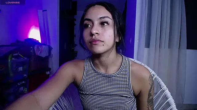 Leslie Bussh  online show from July 6, 6:21 am